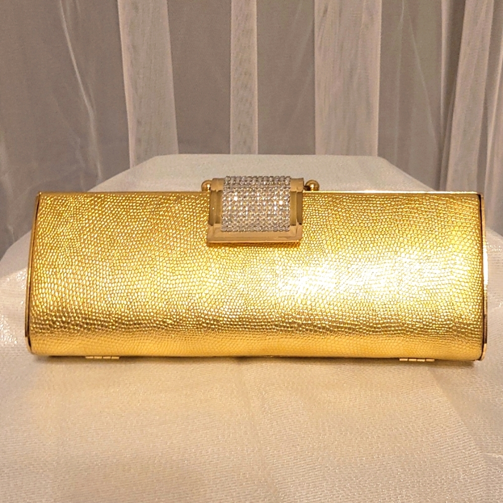 Gorgous, Blinged Out Clutch With Chain